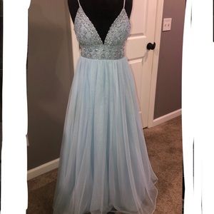 Light blue prom dress!! Size 7!